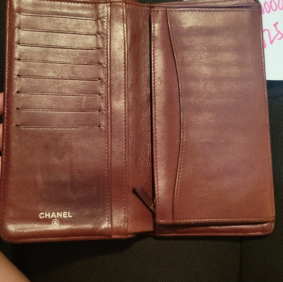 Chanel Wallet - Picture 3 of 11